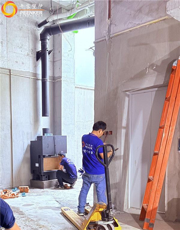 淮南沁園春曉別墅法國(guó)TOTEM H901壁爐安裝.jpg