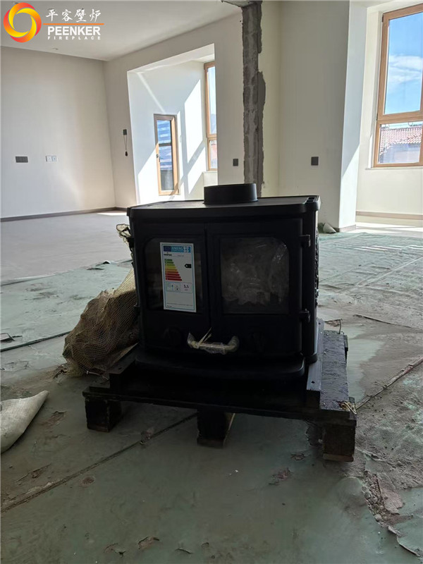 張家口葡萄酒小鎮(zhèn)丹麥Morso 2140壁爐安裝.jpg