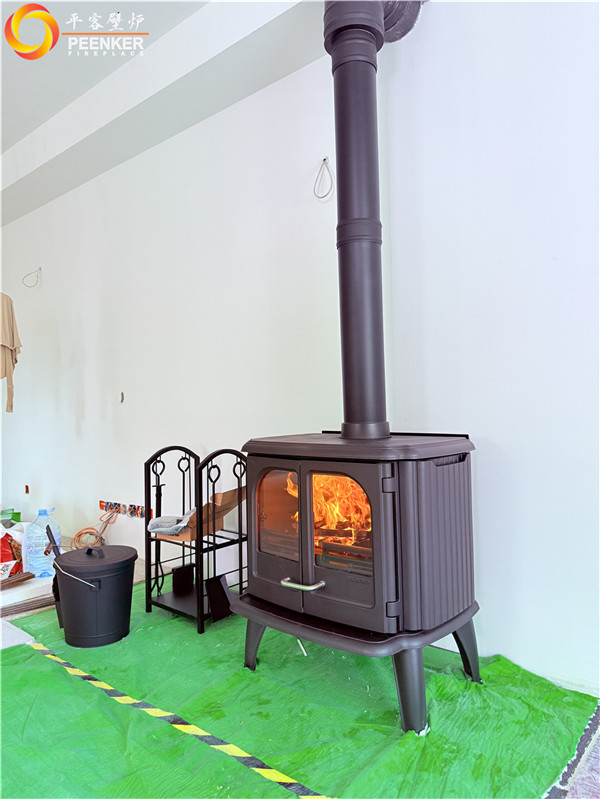 上海蘭喬別墅丹麥Morso 3640鑄鐵火爐安裝.jpg