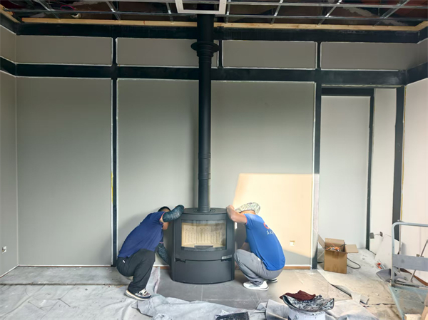 蘇州本色美術(shù)館丹麥Aduro 15壁爐安裝.jpg