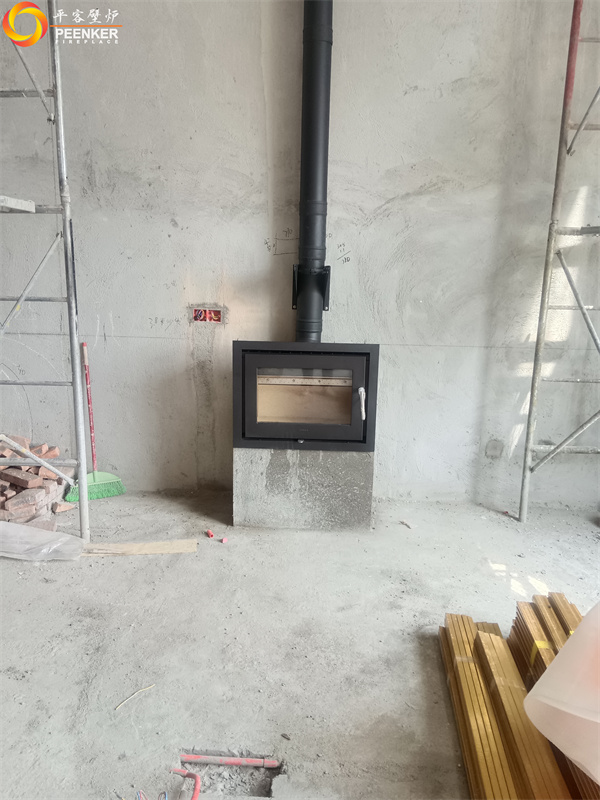 成都淺水灣別墅丹麥Morso 5660嵌入壁爐安裝.jpg