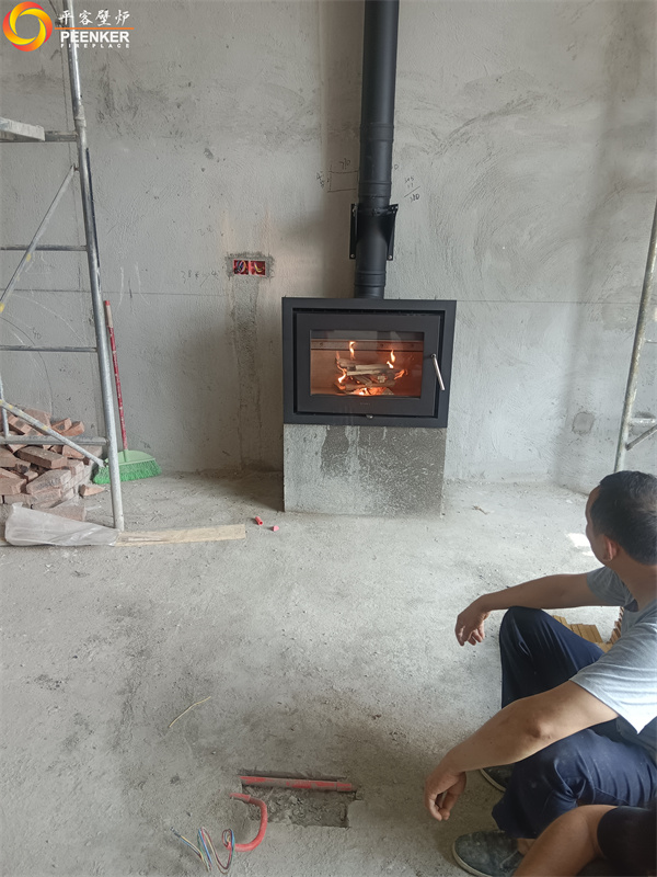 成都淺水灣別墅丹麥Morso 5660嵌入壁爐安裝.jpg