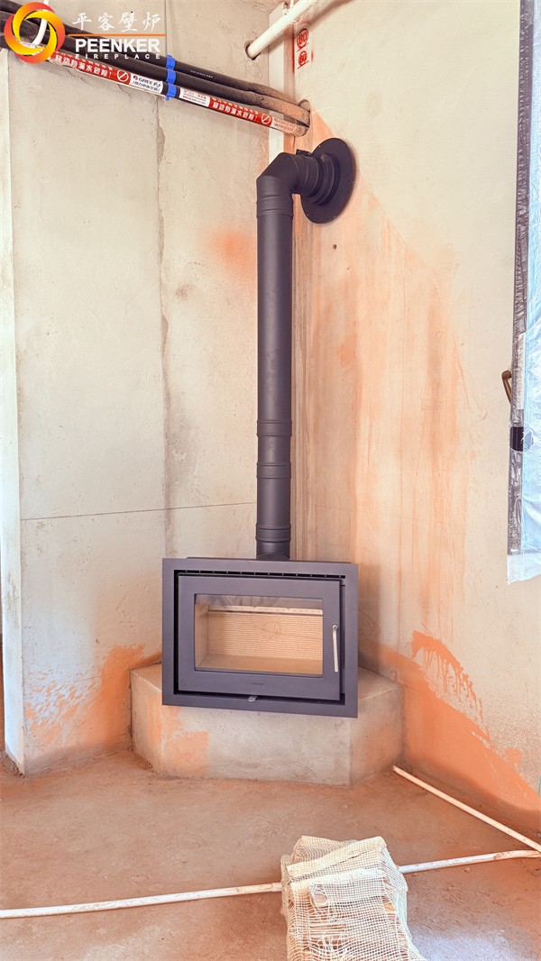 上海崇明丹麥Morso5660嵌入式真火壁爐安裝.jpg