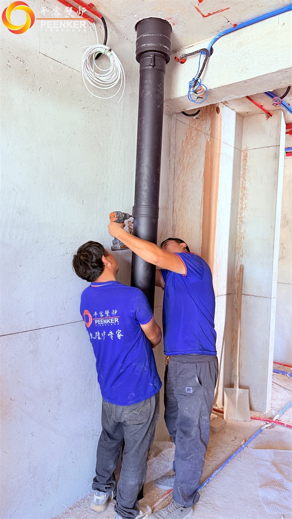 上海新虹橋別墅英國fireline壁爐煙囪安裝.jpg