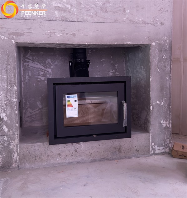 鎮(zhèn)江紫金7號丹麥Morso 5660嵌入壁爐安裝.jpg