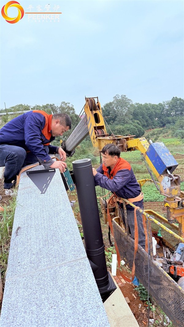 益陽(yáng)自建別墅丹麥Morso 2140鑄鐵火爐安裝.jpg