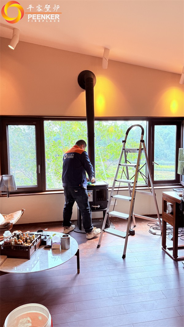 益陽(yáng)自建別墅丹麥Morso 2140鑄鐵火爐安裝.jpg
