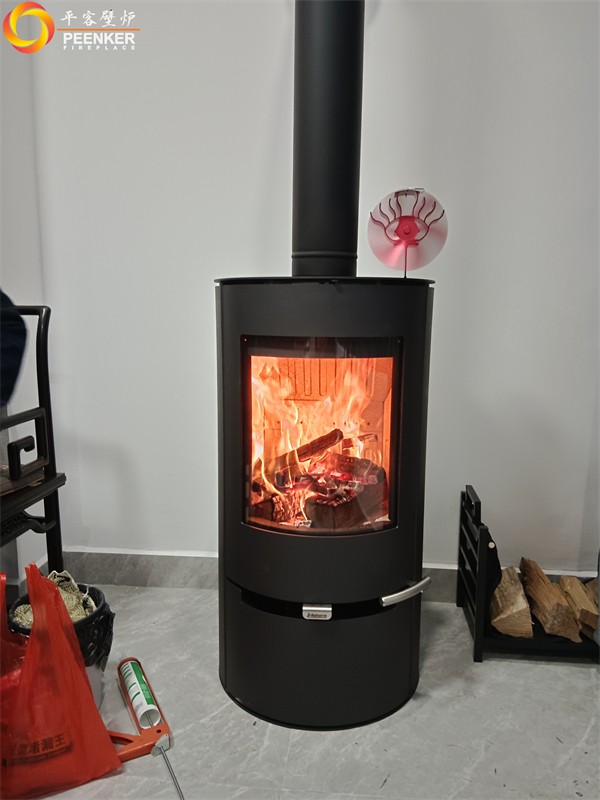廣東南雄自建房丹麥Aduro 9.1獨(dú)立火爐安裝.jpg