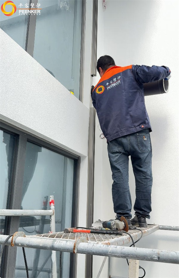 杭州悅望名邸丹麥Aduro 9.1獨(dú)立火爐安裝.jpg