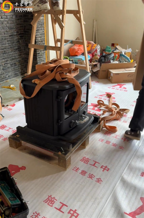 上海徐匯老洋房丹麥Morso 2110火爐安裝.jpg