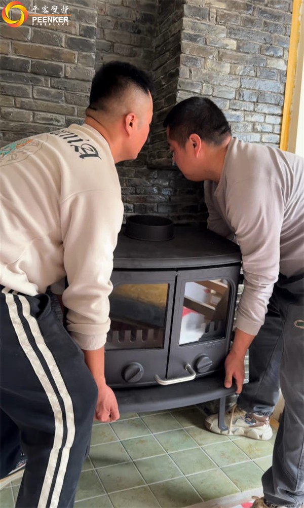 上海徐匯老洋房丹麥Morso 2110火爐安裝.jpg