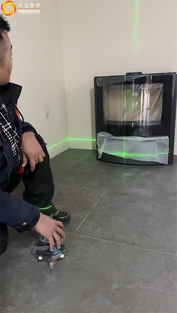 上海坦南村自建房丹麥Aduro 15LUX壁爐安裝.jpg