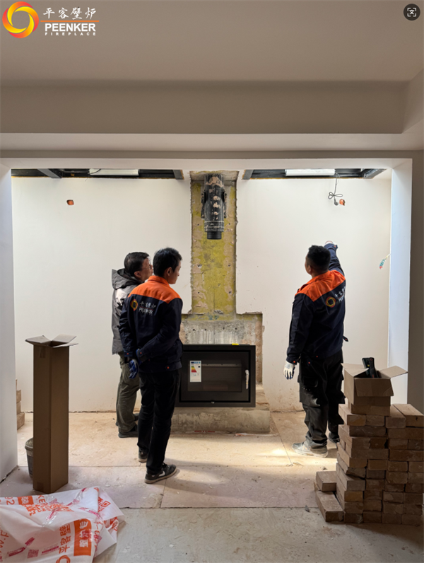 丹麥Morso 5660嵌入式壁爐.png