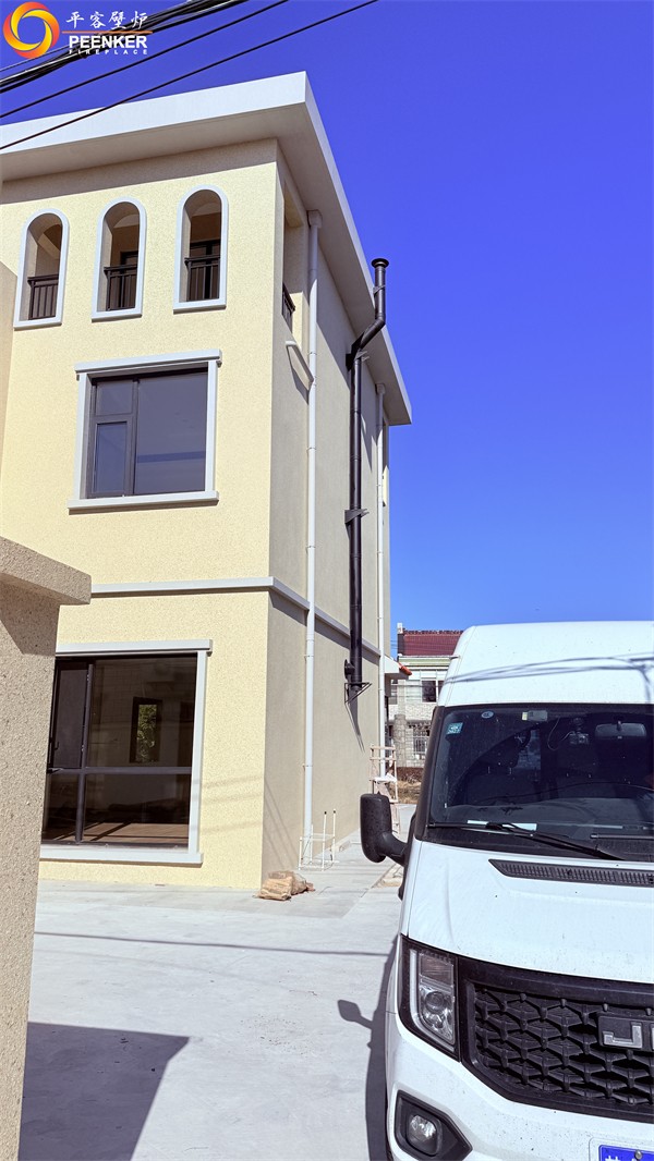 上海自建別墅丹麥Aduro A17獨(dú)立火爐安裝.jpg