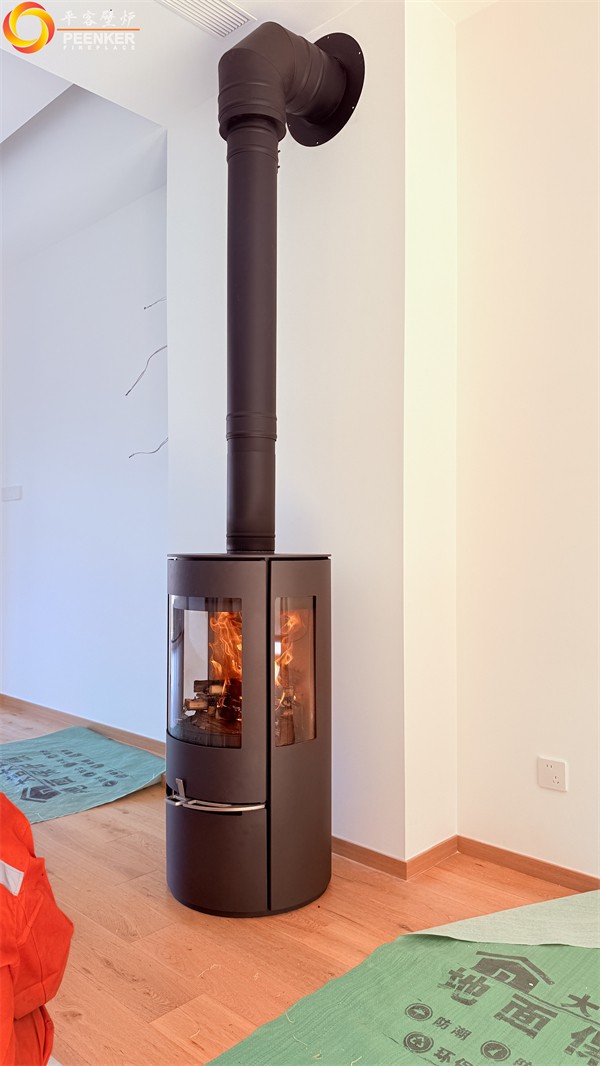 上海自建別墅丹麥Aduro A17獨(dú)立火爐安裝.jpg